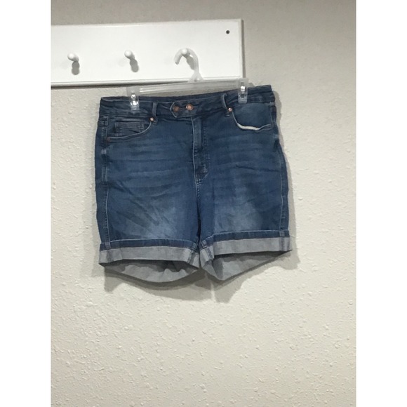 Judy Blue Double Button Tummy Control Cuffed Bermuda Denim Shorts 1XL Stretch - Picture 3 of 7